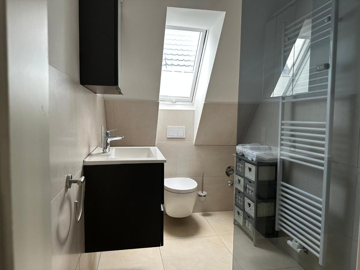 Gemuetlich Wohnen In Brake Apartment Bielefeld Ngoại thất bức ảnh